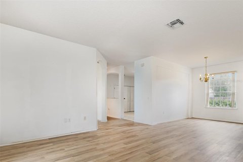 Casa en venta en Kissimmee, Florida, 3 dormitorios, 153.29 m2 № 1835595 - foto 5