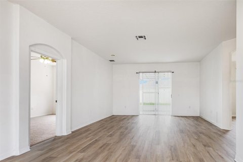 Casa en venta en Kissimmee, Florida, 3 dormitorios, 153.29 m2 № 1835595 - foto 3