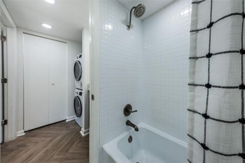 Condominio en venta en Saint Petersburg, Florida, 2 dormitorios, 86.4 m2 № 2107422 - foto 22