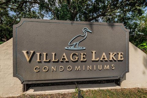 Condominio en venta en Saint Petersburg, Florida, 2 dormitorios, 86.4 m2 № 2107422 - foto 2
