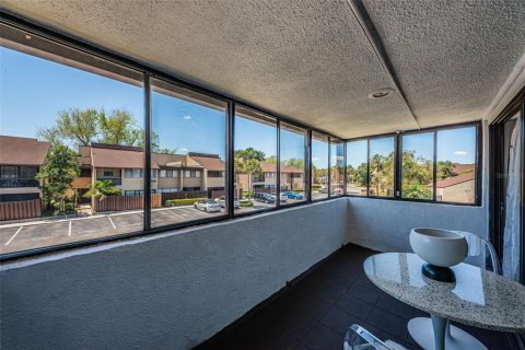 Condominio en venta en Saint Petersburg, Florida, 2 dormitorios, 86.4 m2 № 2107422 - foto 30