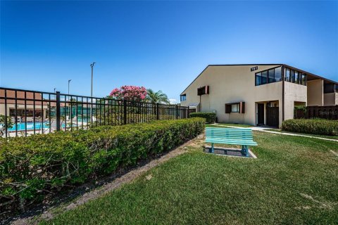 Condominio en venta en Saint Petersburg, Florida, 2 dormitorios, 86.4 m2 № 2107422 - foto 4