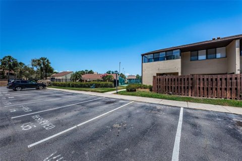 Condominio en venta en Saint Petersburg, Florida, 2 dormitorios, 86.4 m2 № 2107422 - foto 3