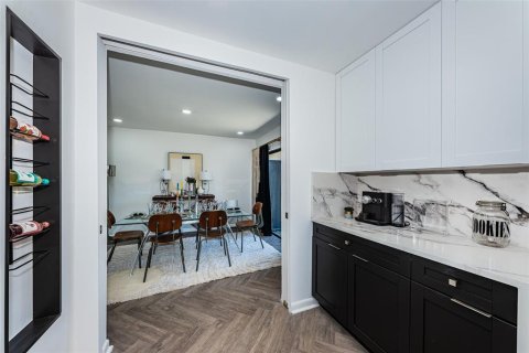 Condominio en venta en Saint Petersburg, Florida, 2 dormitorios, 86.4 m2 № 2107422 - foto 17