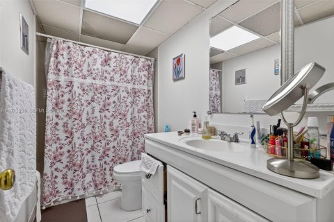 Condominio en venta en Miami, Florida, 2 dormitorios, 84.91 m2 № 2031998 - foto 28