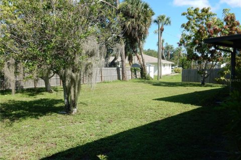 House in Port Charlotte, Florida 3 bedrooms, 152.45 sq.m. № 2345369 - photo 20