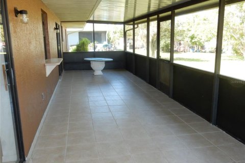 House in Port Charlotte, Florida 3 bedrooms, 152.45 sq.m. № 2345369 - photo 3