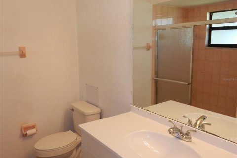 House in Port Charlotte, Florida 3 bedrooms, 152.45 sq.m. № 2345369 - photo 13