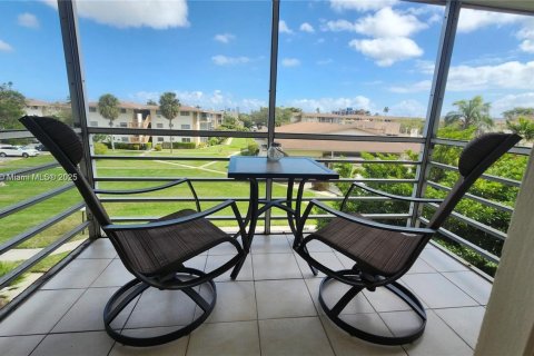 Condominio en Miami, Florida, 1 dormitorio  № 2012387