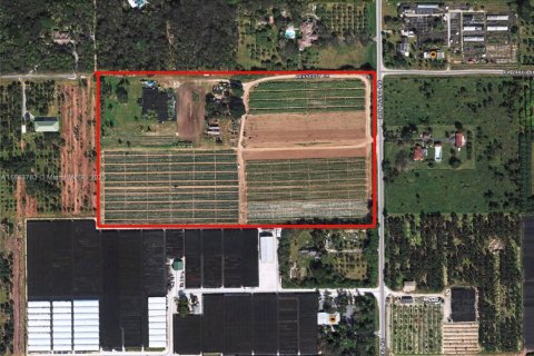 Propiedad comercial en venta en Homestead, Florida № 1855066 - foto 3