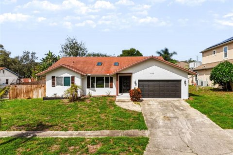 Villa ou maison à Tarpon Springs, Floride 3 chambres, 213.49 m2 № 2312794
