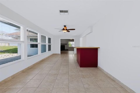 Villa ou maison à vendre à Tarpon Springs, Floride: 3 chambres, 213.49 m2 № 2312794 - photo 17