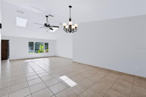 Villa ou maison à vendre à Tarpon Springs, Floride: 3 chambres, 213.49 m2 № 2312794 - photo 13
