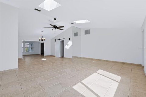 Villa ou maison à vendre à Tarpon Springs, Floride: 3 chambres, 213.49 m2 № 2312794 - photo 10