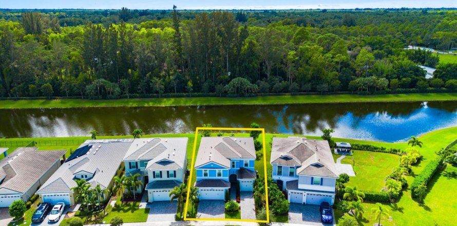 Villa ou maison à Westlake, Floride 4 chambres, 277.03 m2 № 2081538