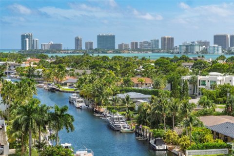 Condo in North Miami, Florida, 1 bedroom № 1943050 - photo 21