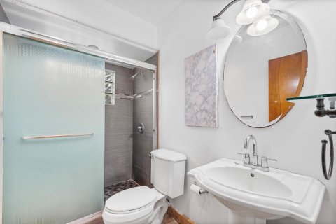 Villa ou maison à louer à Hallandale Beach, Floride: 3 chambres, 124.86 m2 № 2378737 - photo 25