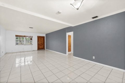 Villa ou maison à louer à Hallandale Beach, Floride: 3 chambres, 124.86 m2 № 2378737 - photo 23