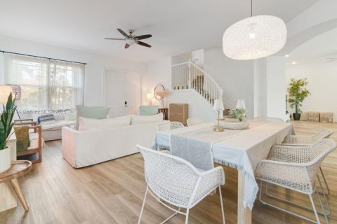 Villa ou maison à vendre à Parkland, Floride: 4 chambres, 277.03 m2 № 1959827 - photo 4