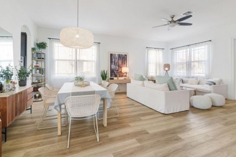 Villa ou maison à vendre à Parkland, Floride: 4 chambres, 277.03 m2 № 1959827 - photo 6