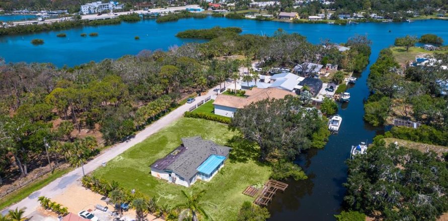 Land in Nokomis, Florida № 1773761