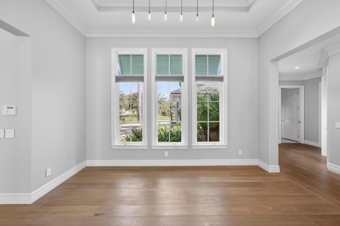 House in Vero Beach, Florida 5 bedrooms, 295.62 sq.m. № 2146236 - photo 25