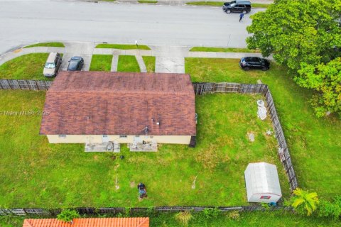 Купить земельный участок в Майами, Флорида № 1927466 - фото 5