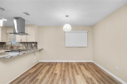 House in Lakeland, Florida 4 bedrooms, 236.81 sq.m. № 1885283 - photo 18