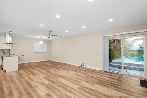 House in Lakeland, Florida 4 bedrooms, 236.81 sq.m. № 1885283 - photo 28