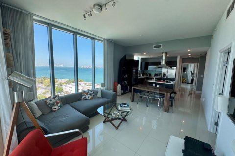 Кондоминиум с 3 спальнями в Норт-Бей-Виллидж, Флорида № 2037153