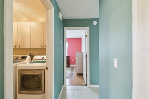House in Trinity, Florida 3 bedrooms, 183.48 sq.m. № 1844572 - photo 29