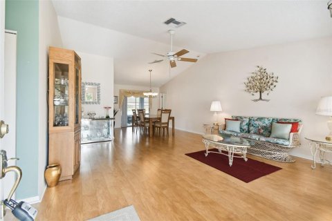House in Trinity, Florida 3 bedrooms, 183.48 sq.m. № 1844572 - photo 2