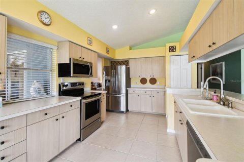 House in Trinity, Florida 3 bedrooms, 183.48 sq.m. № 1844572 - photo 4