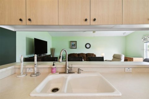 House in Trinity, Florida 3 bedrooms, 183.48 sq.m. № 1844572 - photo 17