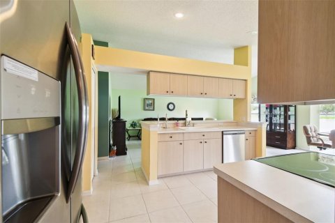 House in Trinity, Florida 3 bedrooms, 183.48 sq.m. № 1844572 - photo 12