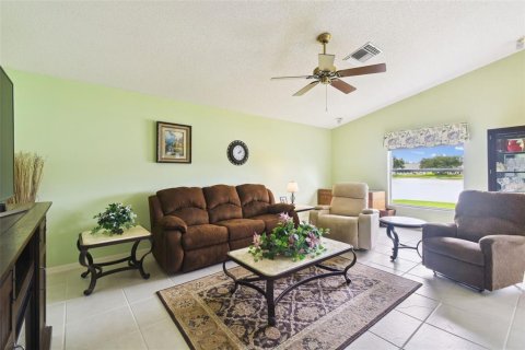 House in Trinity, Florida 3 bedrooms, 183.48 sq.m. № 1844572 - photo 24