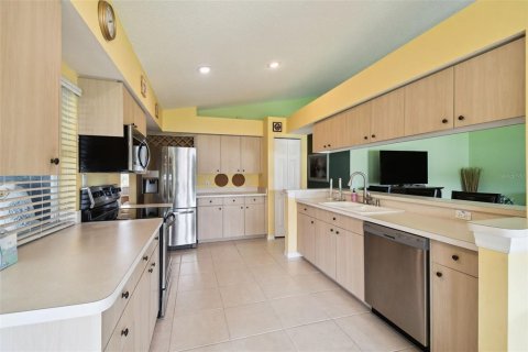 House in Trinity, Florida 3 bedrooms, 183.48 sq.m. № 1844572 - photo 18