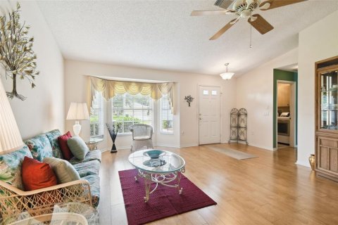 House in Trinity, Florida 3 bedrooms, 183.48 sq.m. № 1844572 - photo 9