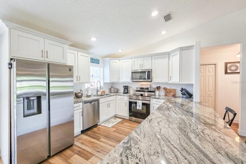 House in Palm Coast, Florida 3 bedrooms, 129.97 sq.m. № 1760365 - photo 7