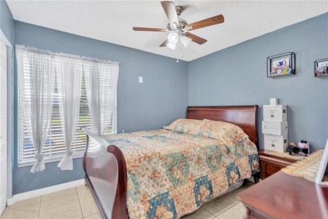 Casa en venta en Tampa, Florida, 3 dormitorios, 137.87 m2 № 1916347 - foto 20