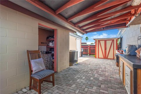 Casa en venta en Tampa, Florida, 3 dormitorios, 137.87 m2 № 1916347 - foto 23