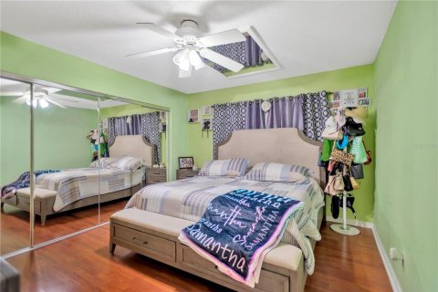 Casa en venta en Tampa, Florida, 3 dormitorios, 137.87 m2 № 1916347 - foto 15