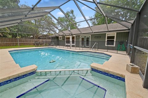House in Gainesville, Florida 3 bedrooms, 134.71 sq.m. № 2394209 - photo 29