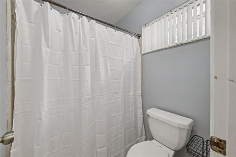 House in Gainesville, Florida 3 bedrooms, 134.71 sq.m. № 2394209 - photo 18