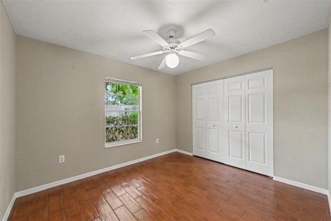 House in Gainesville, Florida 3 bedrooms, 134.71 sq.m. № 2394209 - photo 22