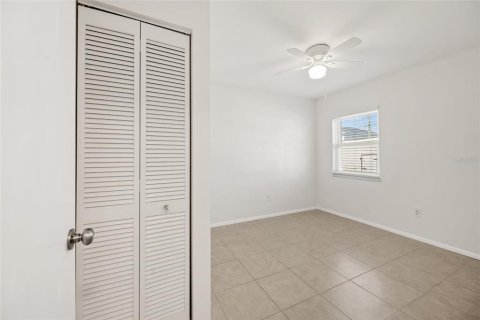 House in Holiday, Florida 4 bedrooms, 118.17 sq.m. № 1850006 - photo 19