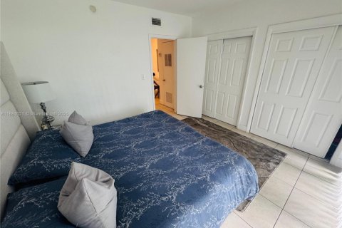 Apartment in Miami, Florida 1 bedroom, 78.97 sq.m. № 1922379 - photo 6