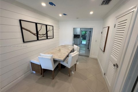 Villa ou maison à vendre à Miami Gardens, Floride: 5 chambres, 161.46 m2 № 2069043 - photo 7