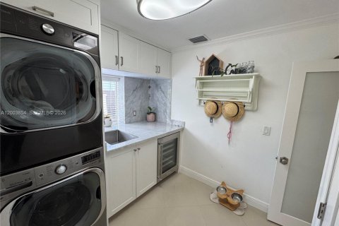 Villa ou maison à vendre à Miami Gardens, Floride: 5 chambres, 161.46 m2 № 2069043 - photo 26