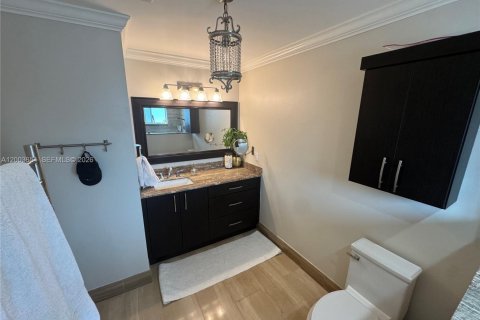 Villa ou maison à vendre à Miami Gardens, Floride: 5 chambres, 161.46 m2 № 2069043 - photo 16